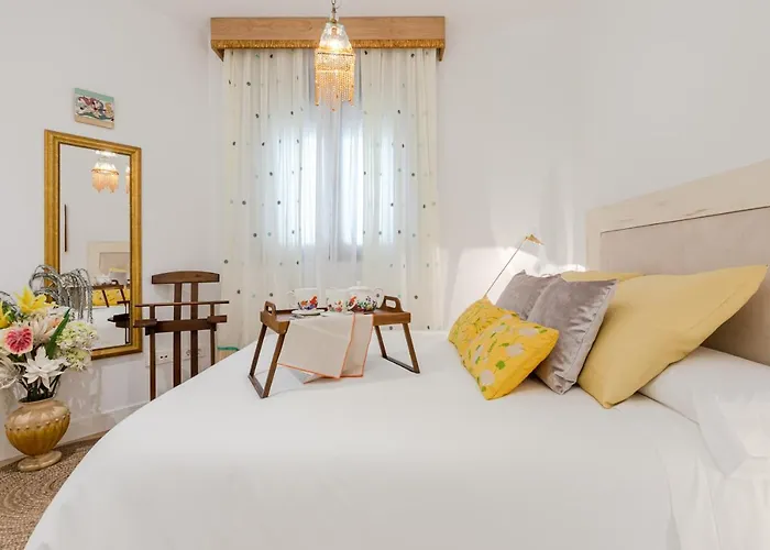 A Jardines Del Alcazar Apartment *